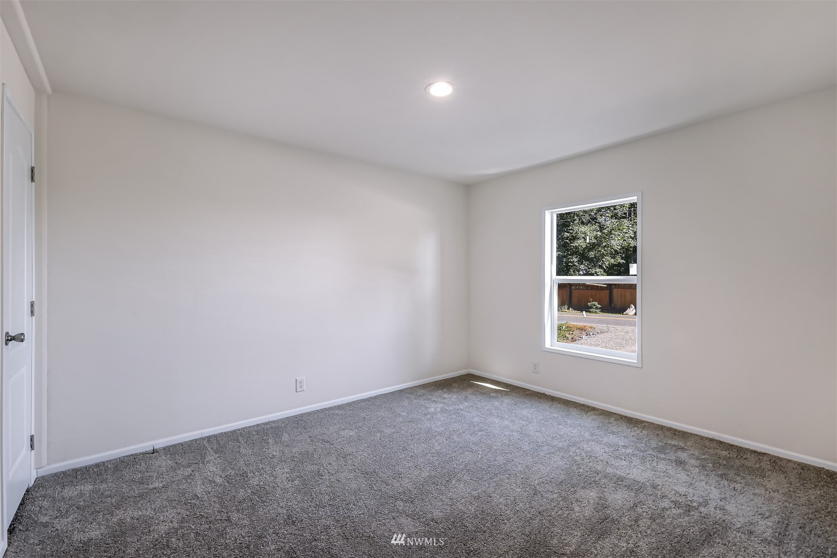3616 North Red River Road Ferndale, WA 98248 - Photo 23 of 28 an empty room with a window