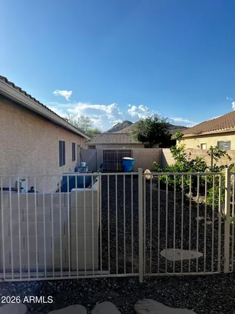 $2,500 | 4053 West Saddlehorn Road, Phoenix, AZ 85083