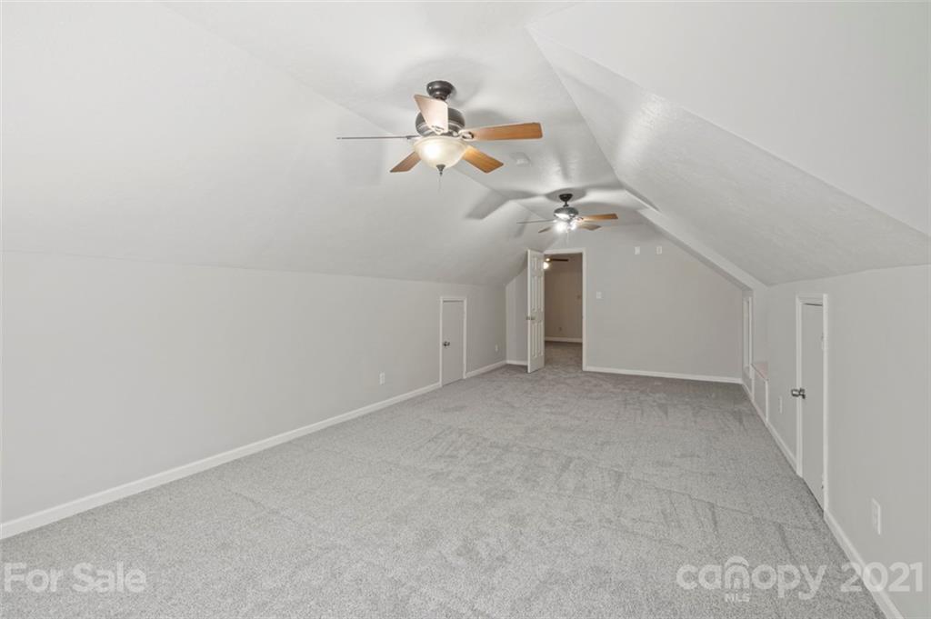 6577 Willowbottom Road Hickory, NC 28602 - Photo 17 of 34 Gallery Image 17