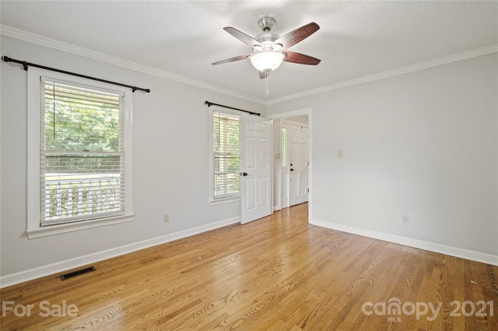 6577 Willowbottom Road Hickory, NC 28602 - Photo 21 of 34 Gallery Image 21