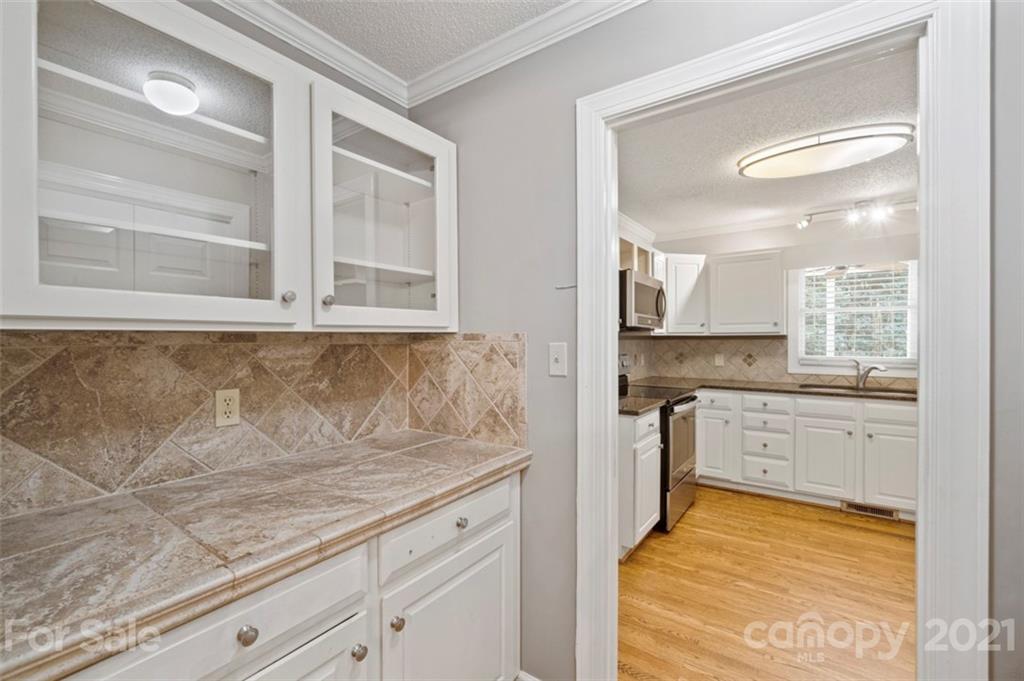 6577 Willowbottom Road Hickory, NC 28602 - Photo 24 of 34 Gallery Image 24