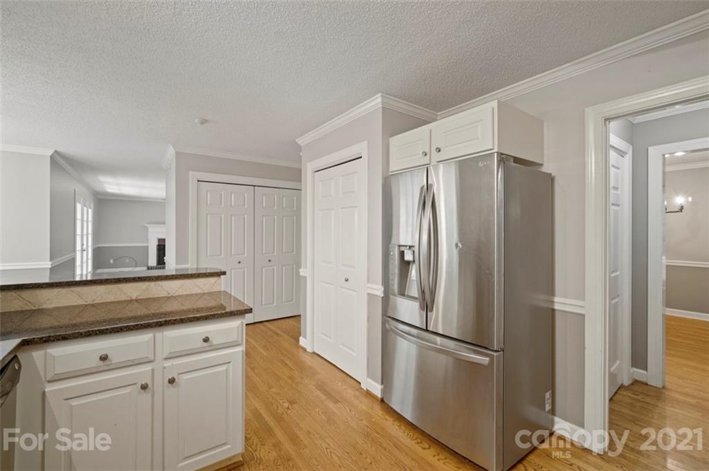 6577 Willowbottom Road Hickory, NC 28602 - Photo 26 of 34 Gallery Image 26