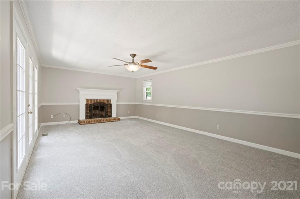 6577 Willowbottom Road Hickory, NC 28602 - Photo 32 of 34 Gallery Image 32