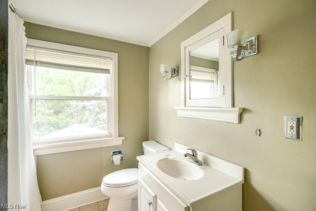 3021 Somerton Road Cleveland, OH 44118 - Photo 20 of 32 Gallery Image 20