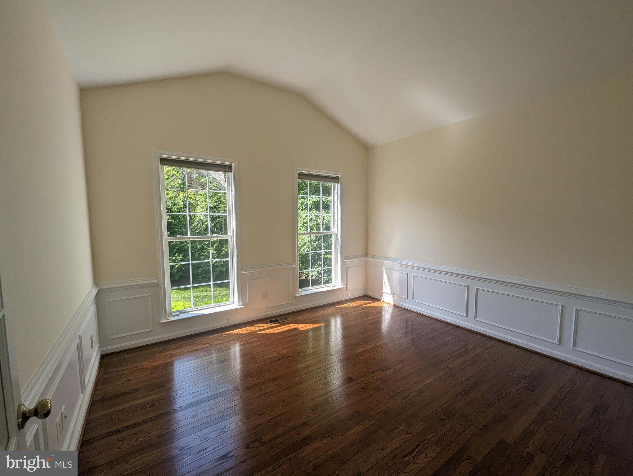 47588 Compton Circle Sterling, VA 20165 - Photo 17 of 38 Library/Office