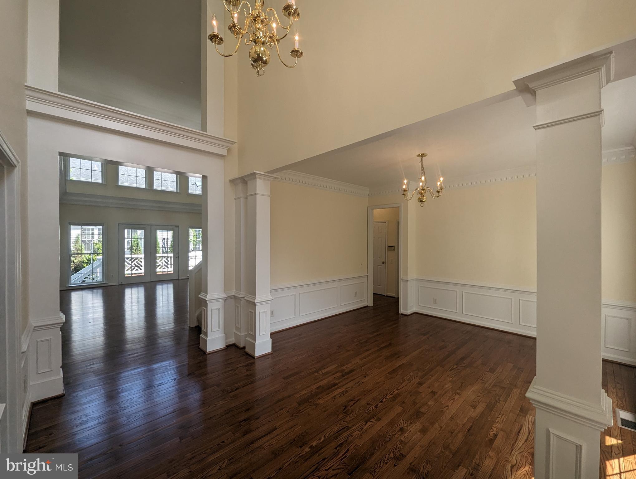 47588 Compton Circle Sterling, VA 20165 - Photo 18 of 38 Dining Room