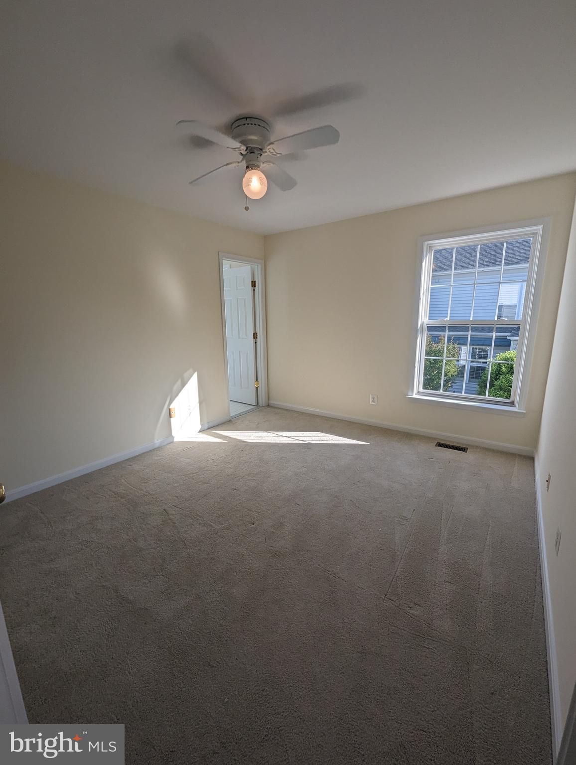 47588 Compton Circle Sterling, VA 20165 - Photo 28 of 38 Bedroom 4