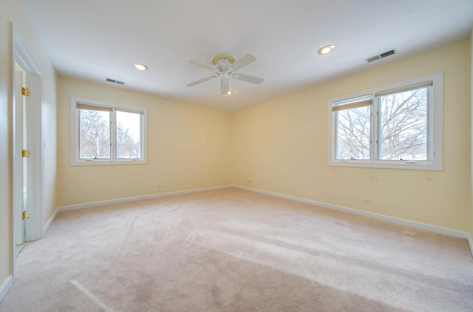 11 North County Line Road Hinsdale, IL 60521 - Photo 16 of 33