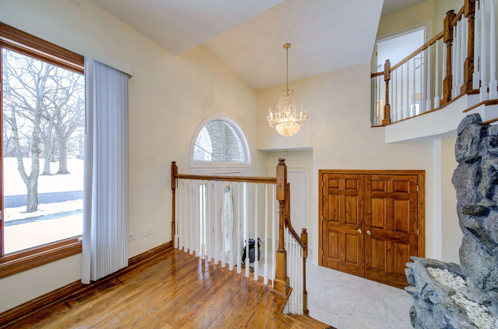 11 North County Line Road Hinsdale, IL 60521 - Photo 2 of 33