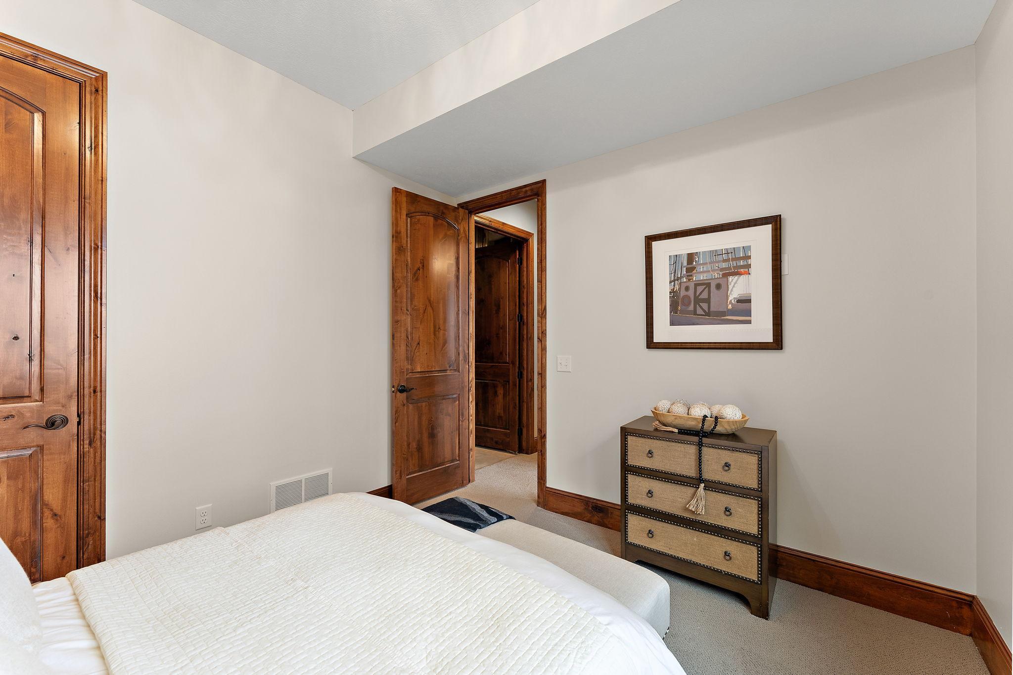 1065 Tonkawa Road Orono, MN 55356 - Photo 115 of 138