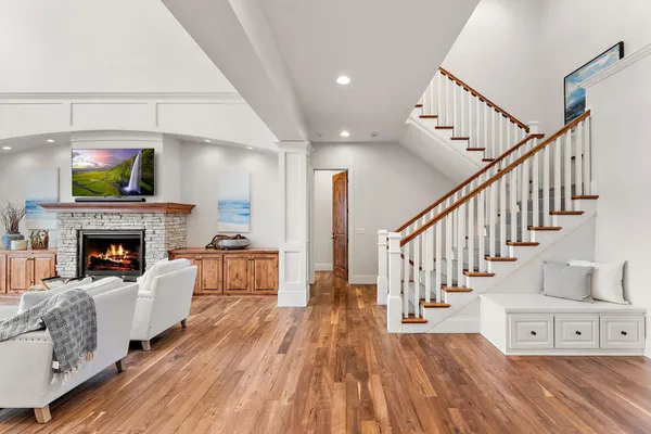 $7,950,000 | 1065 Tonkawa Road, Orono, MN 55356
