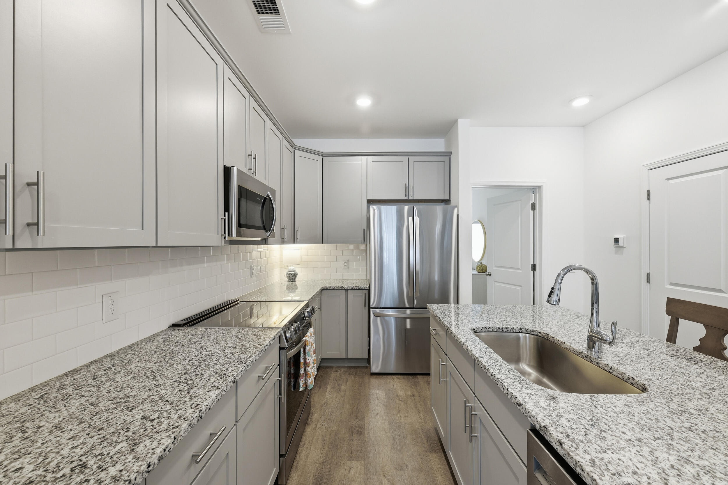 401 Twin Rivers Drive Charleston, SC 29492 - Photo 10 of 31 12