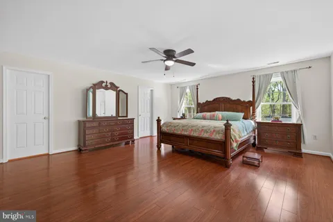$699,900 | 7843 Lake Shore Drive, Owings, MD 20736