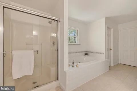 $699,900 | 7843 Lake Shore Drive, Owings, MD 20736