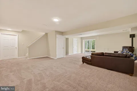 $699,900 | 7843 Lake Shore Drive, Owings, MD 20736