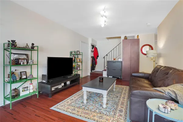 $495,000 | 616 Kemeys Avenue, Unit 616, Briarcliff Manor, NY 10510