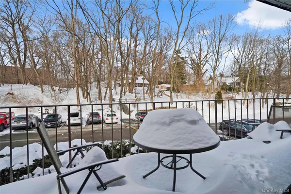 $495,000 | 616 Kemeys Avenue, Unit 616, Briarcliff Manor, NY 10510