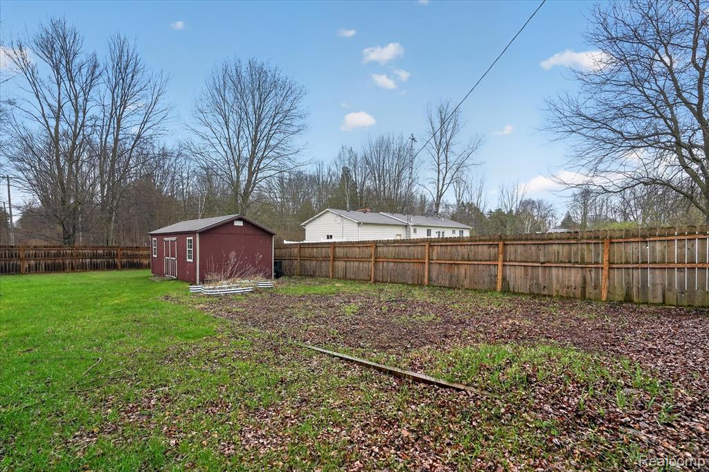 13508 Center Road Clio, MI 48420 - Photo 36 of 38