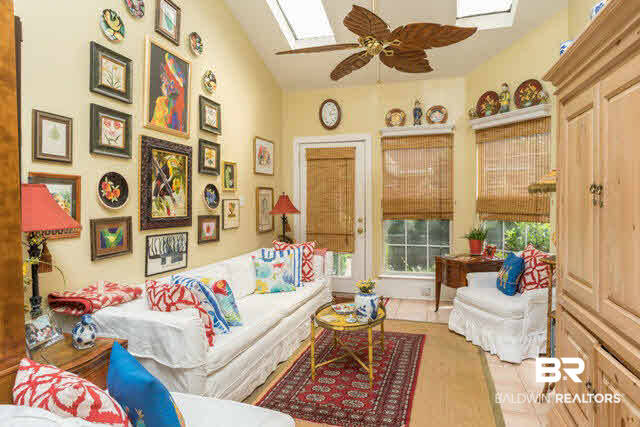 507 Myrtle Street Fairhope, AL 36532 - Photo 10 of 31 Family Room