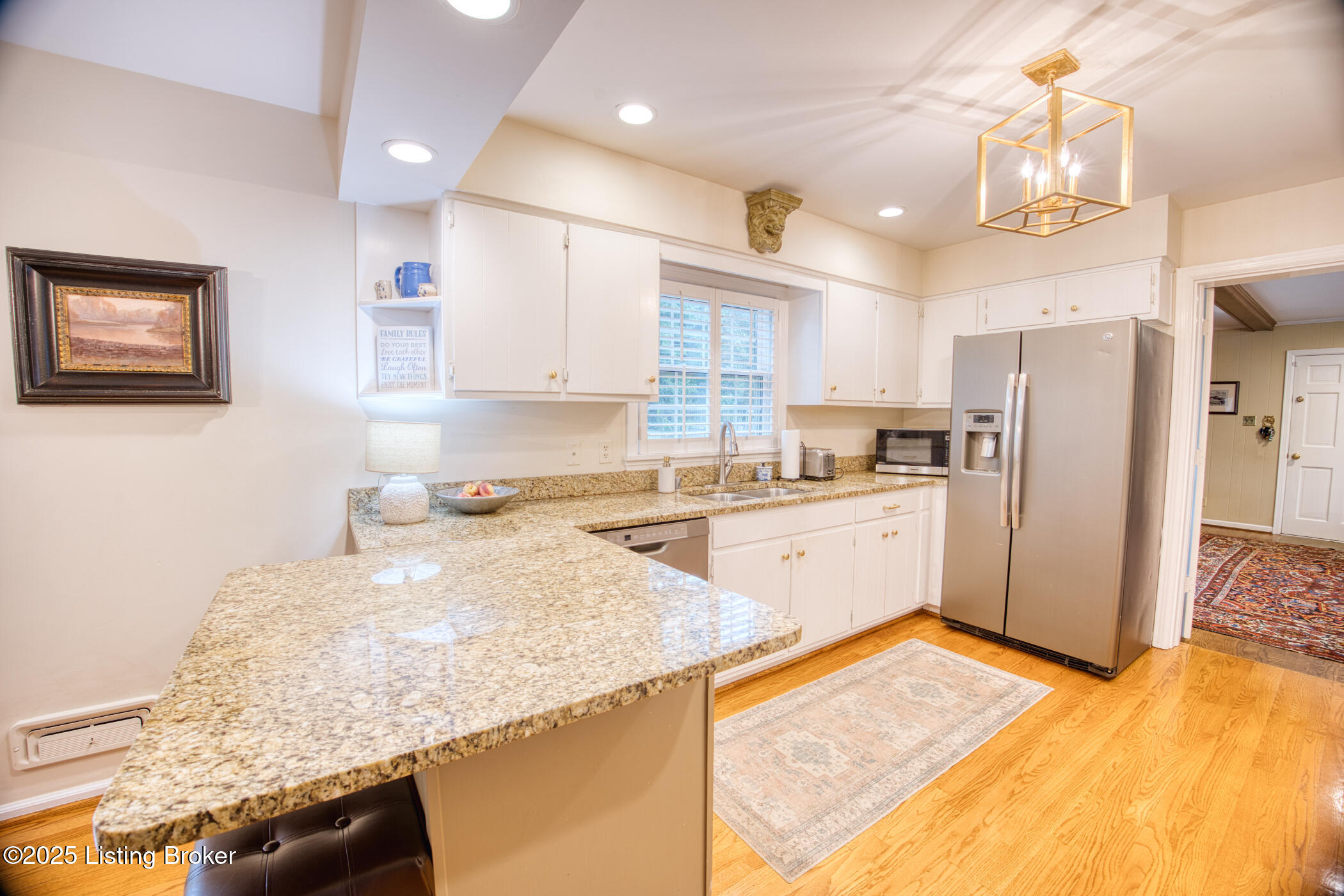 3005 Lightheart Road Louisville, KY 40222 - Photo 11 of 42 RMG_7618_HDR