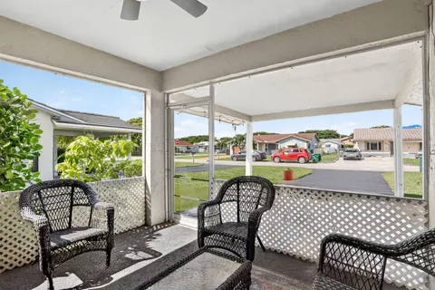 $398,900 | 9806 Northwest 71st Street, Tamarac, FL 33321