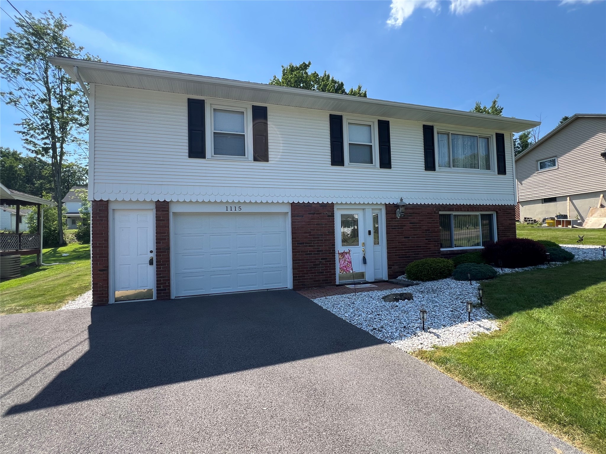 1115 Frost Road Endicott, NY 13760 - Photo 3 of 50