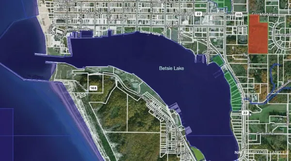 $525,000 | Vl Vl Frankfort Highway, Frankfort, MI 49635