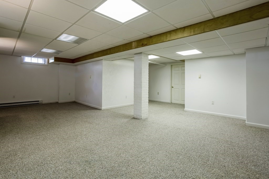 95 Maplewood Terrace Springfield, MA 01108 - Photo 27 of 37 Gallery Image 27
