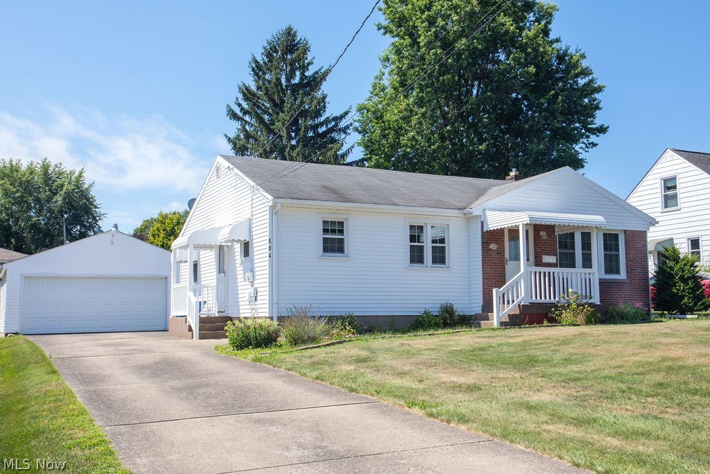 604 Wilson Street Struthers, OH 44471 - Photo 2 of 27 Gallery Image 2