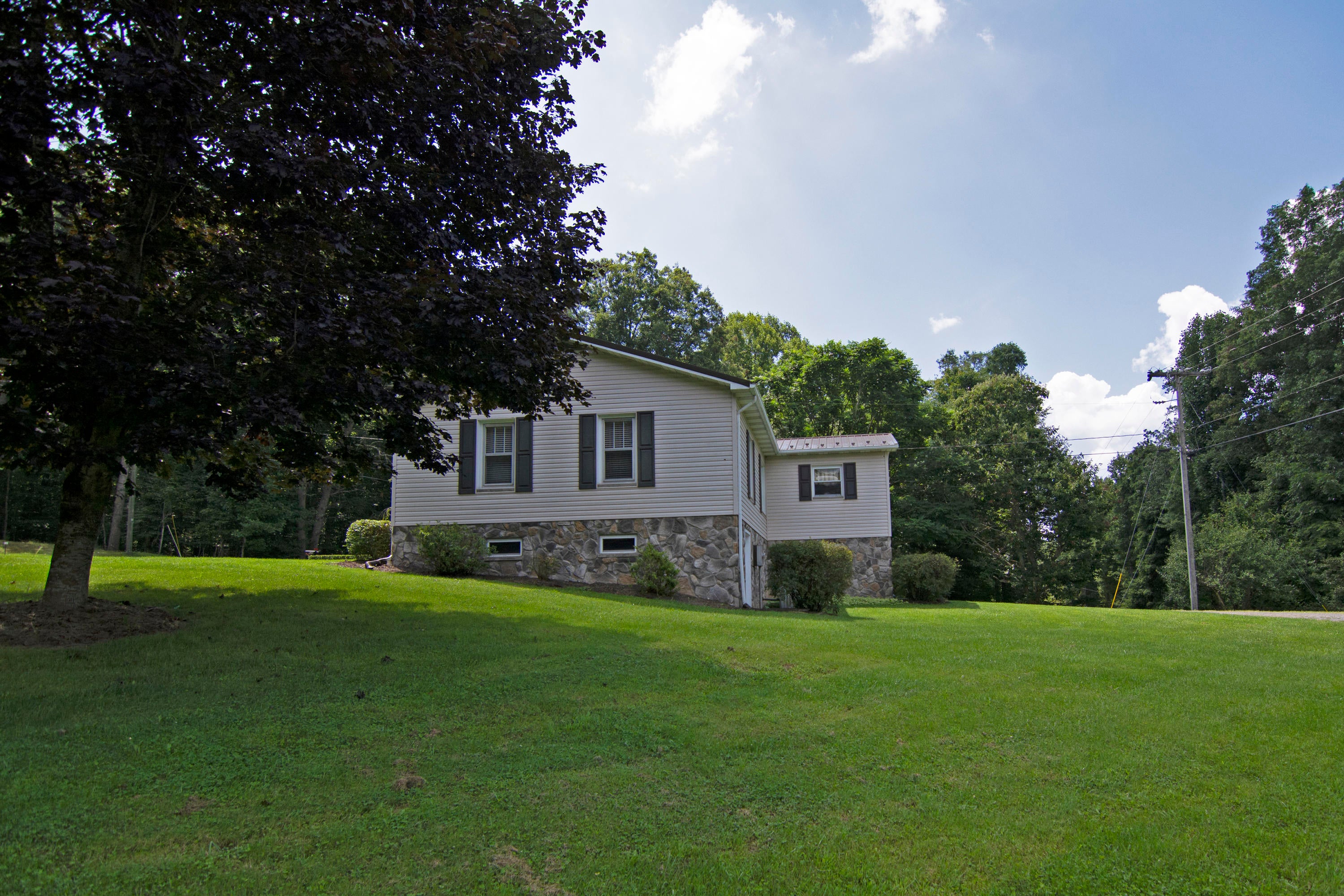 1599 Sinking Creek Road Crawley, WV 24931 - Photo 38 of 59 Gallery Image 38