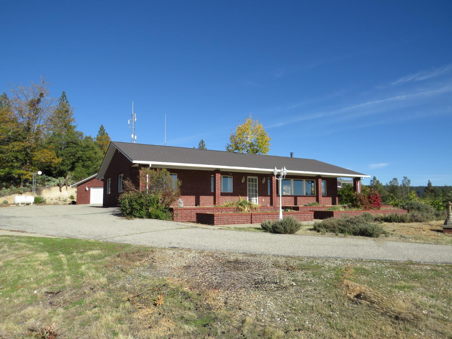 31180 Knob Cone Road Gold Run, CA 95717 - Photo 4 of 70