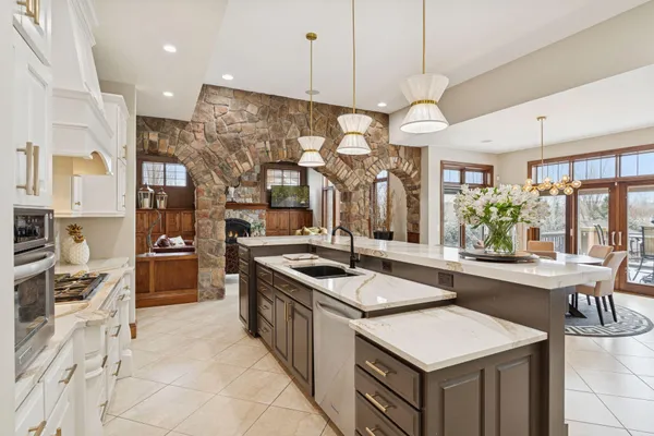 $2,350,000 | 225 Calamus Circle, Hamel, MN 55340