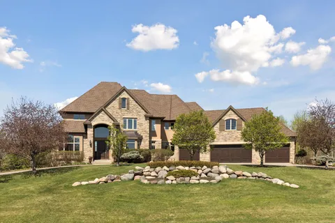 $2,350,000 | 225 Calamus Circle, Medina, MN 55340