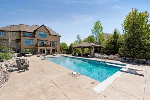 $2,250,000 | 225 Calamus Circle, Medina, MN 55340