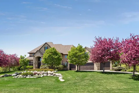 $2,350,000 | 225 Calamus Circle, Medina, MN 55340
