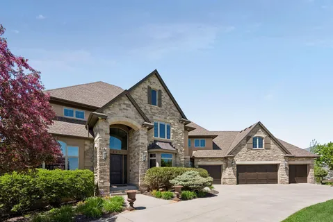 $2,350,000 | 225 Calamus Circle, Medina, MN 55340