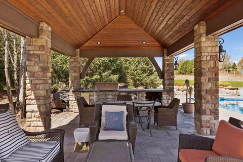 $2,350,000 | 225 Calamus Circle, Medina, MN 55340