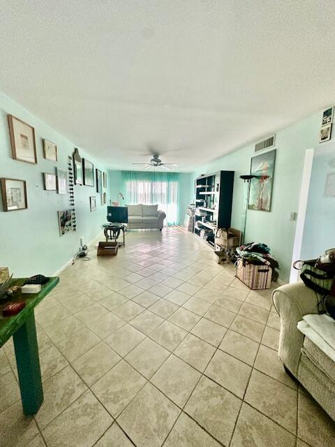 4037 Hythe A Boca Raton, FL 33434 - Photo 3 of 34 IMG_7094
