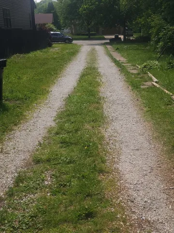 $100,000 | 9745 South Beverly Boulevard, Chicago, IL 60643