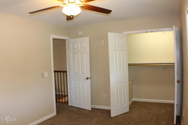 $1,050 | 730 Sir Echo Drive, Unit 8, Kingsport, TN 37663