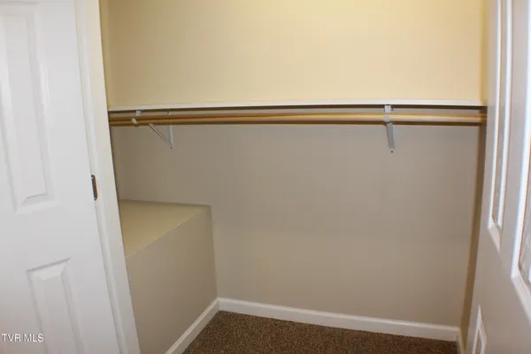 $1,050 | 730 Sir Echo Drive, Unit 8, Kingsport, TN 37663