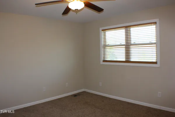 $1,050 | 730 Sir Echo Drive, Unit 8, Kingsport, TN 37663