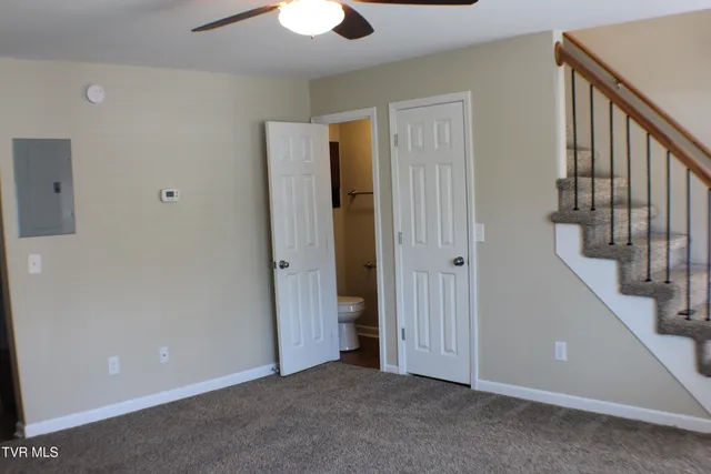 $1,050 | 730 Sir Echo Drive, Unit 8, Kingsport, TN 37663