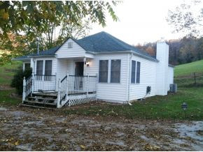 924-922 Bayless Road Jonesborough, TN 37659 - Photo 4 of 24 House