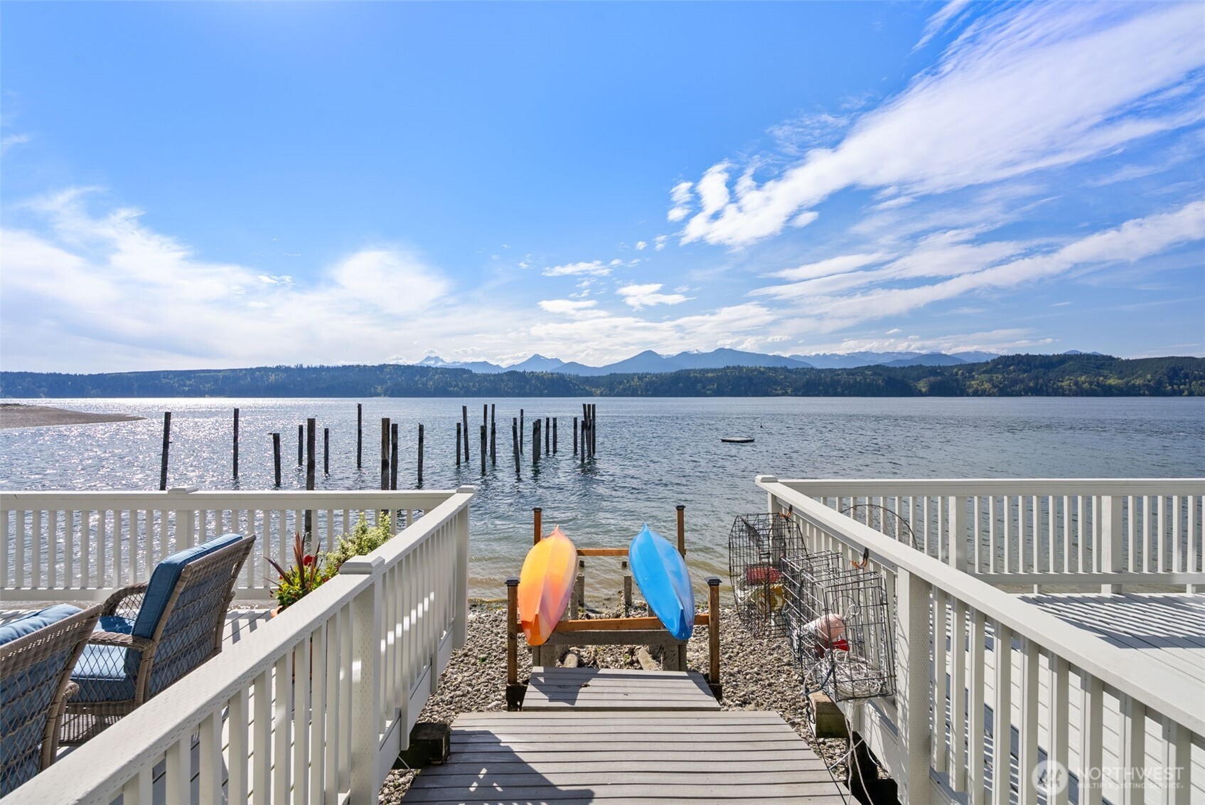 17257 Olympic View Road Northwest Silverdale, WA 98383 - Photo 9 of 34