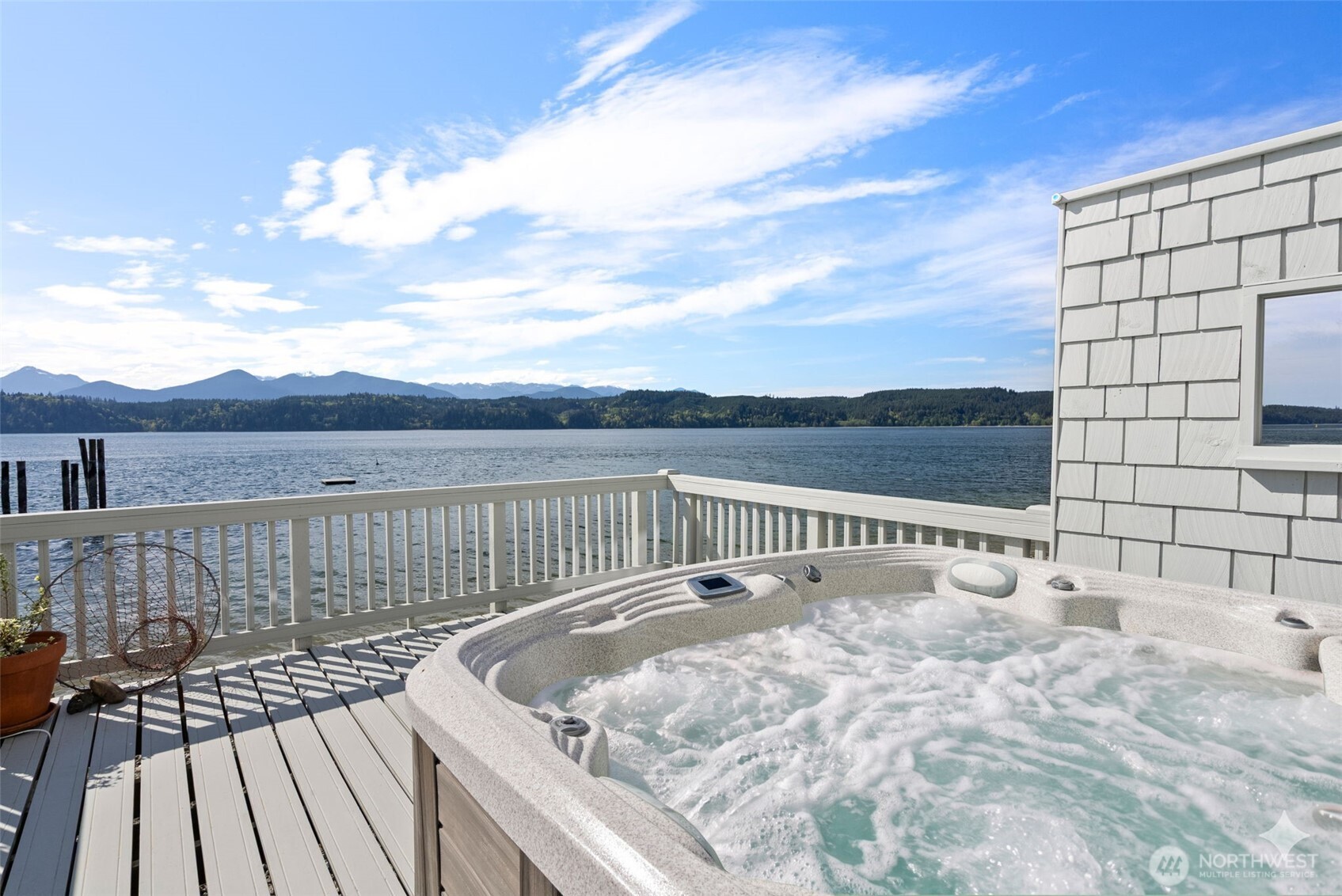 17257 Olympic View Road Northwest Silverdale, WA 98383 - Photo 10 of 34