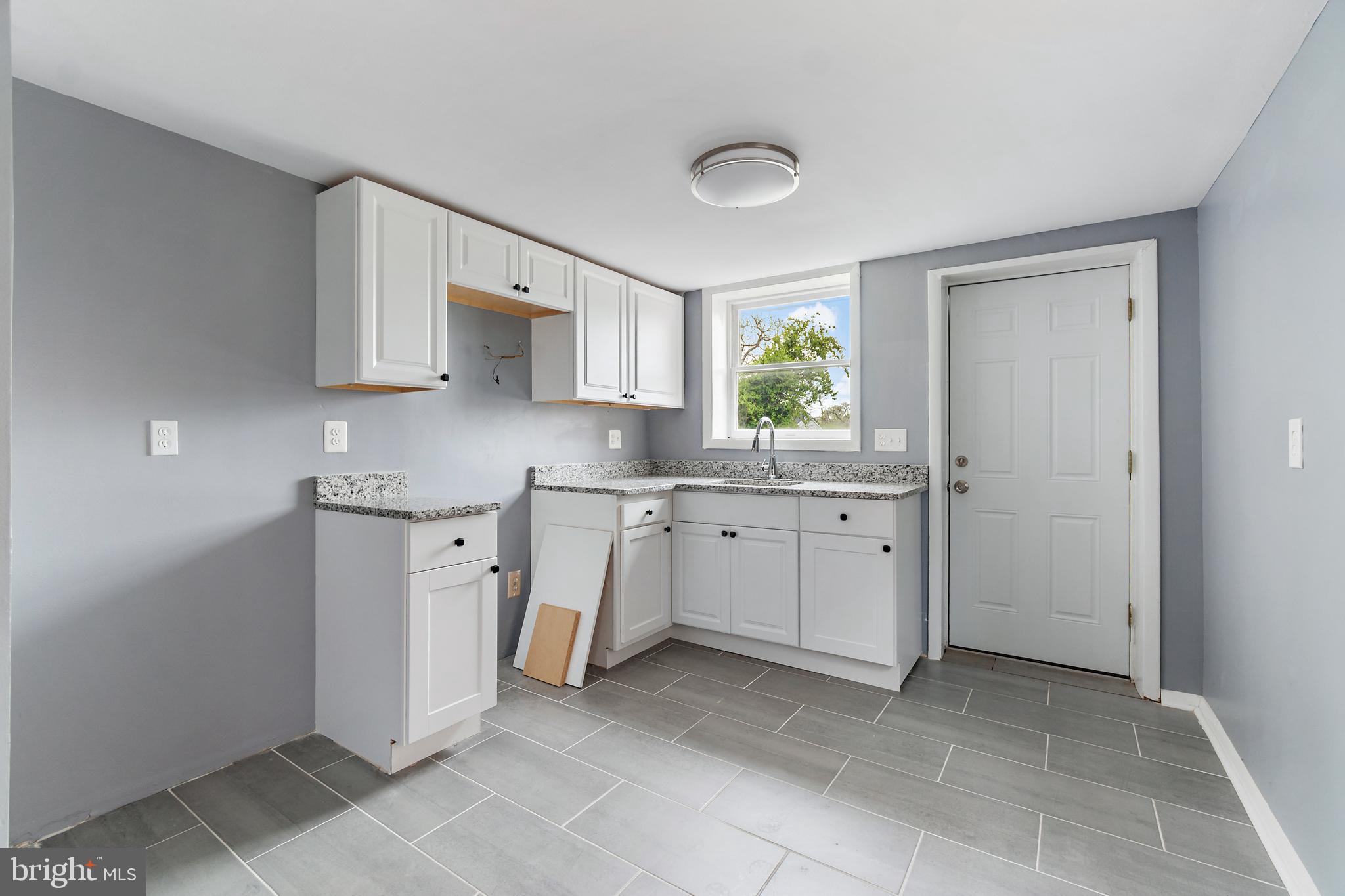 5902 Belle Grove Road Brooklyn, MD 21225 - Photo 7 of 25