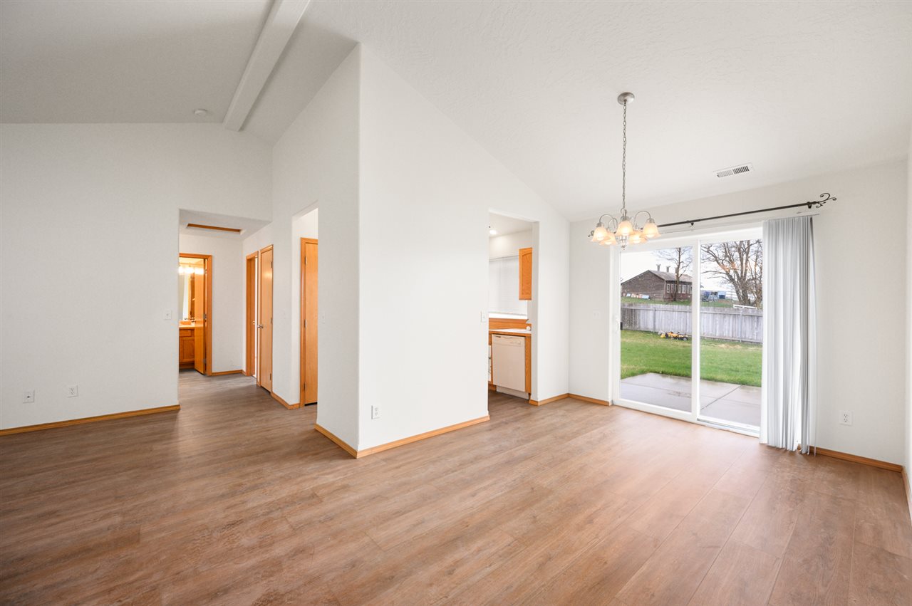 828 North Fox Ridge Road Medical Lake, WA 99022 - Photo 8 of 19 Gallery Image 8
