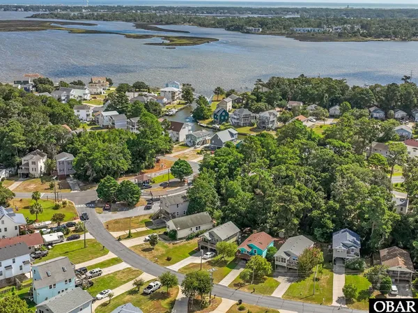 $335,000 | 109 Harbour View Drive, Kill Devil Hills, NC 27948