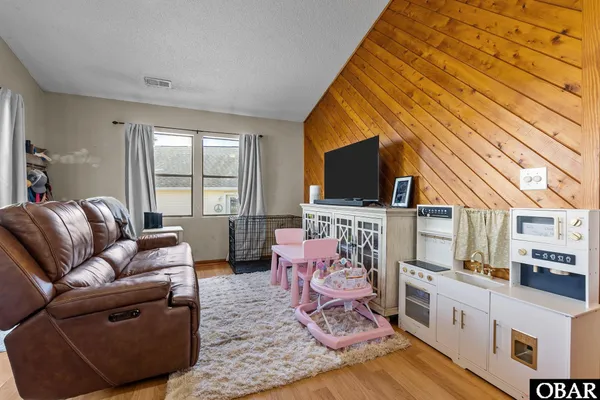 $335,000 | 109 Harbour View Drive, Kill Devil Hills, NC 27948